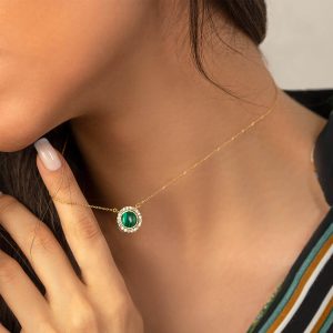 گردنبند طلا گرد سنگ مالاکیت