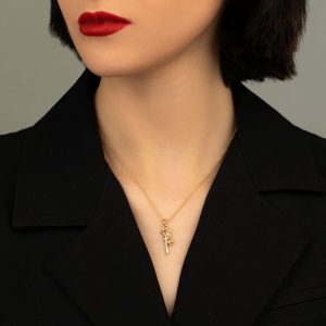 گردنبند طلا کلید و قلب با میناکاری