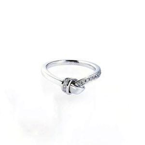 انگشتر گره ای نگین دار ساده