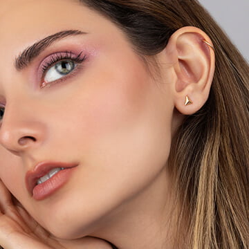 گوشواره طلا با وزن سبک میخی