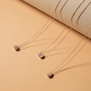 گردنبند با پلاک سنگ خور طرح های متنوع